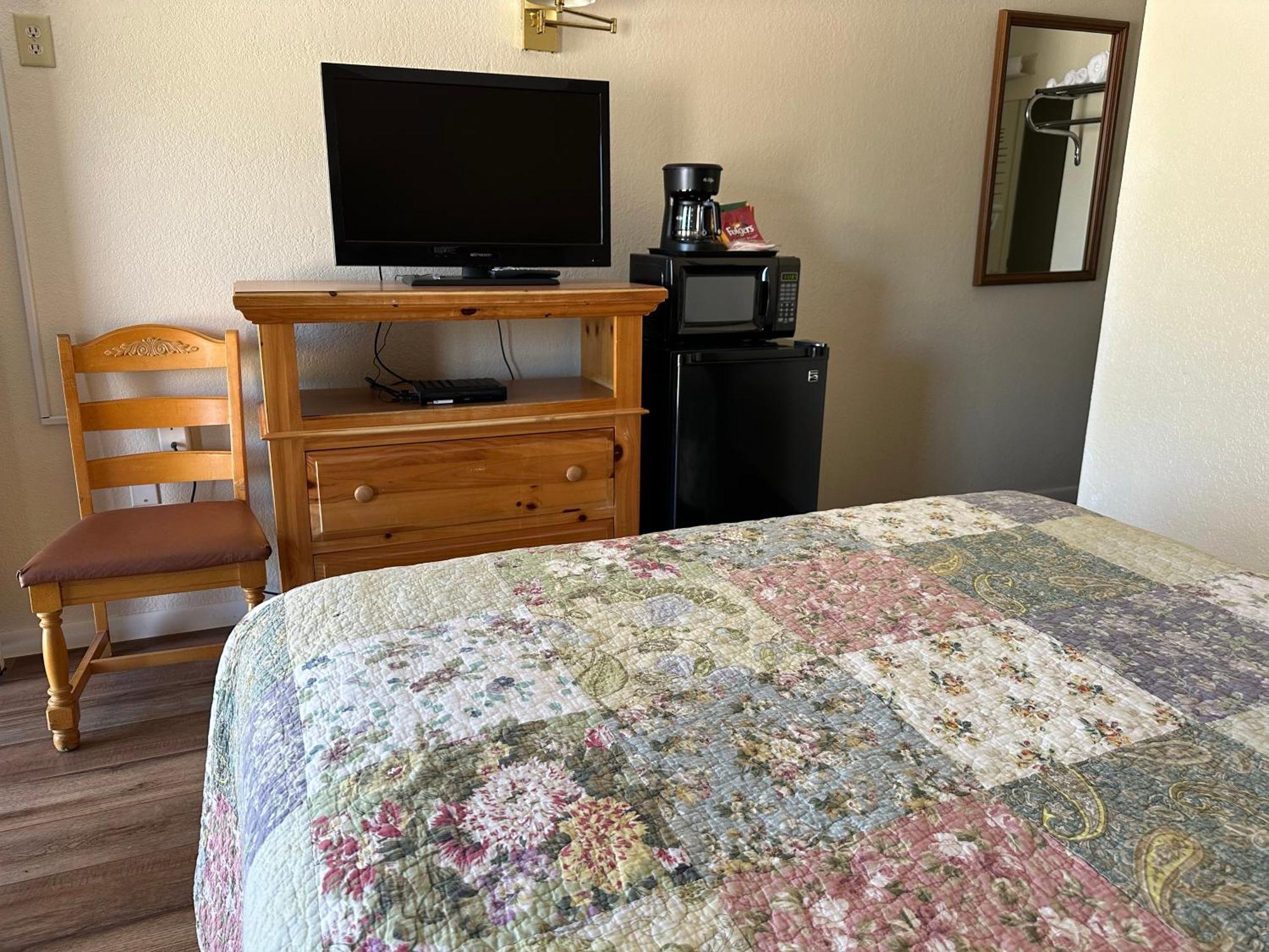فريدريكسبيرغ Sunset Inn And Suites المظهر الخارجي الصورة