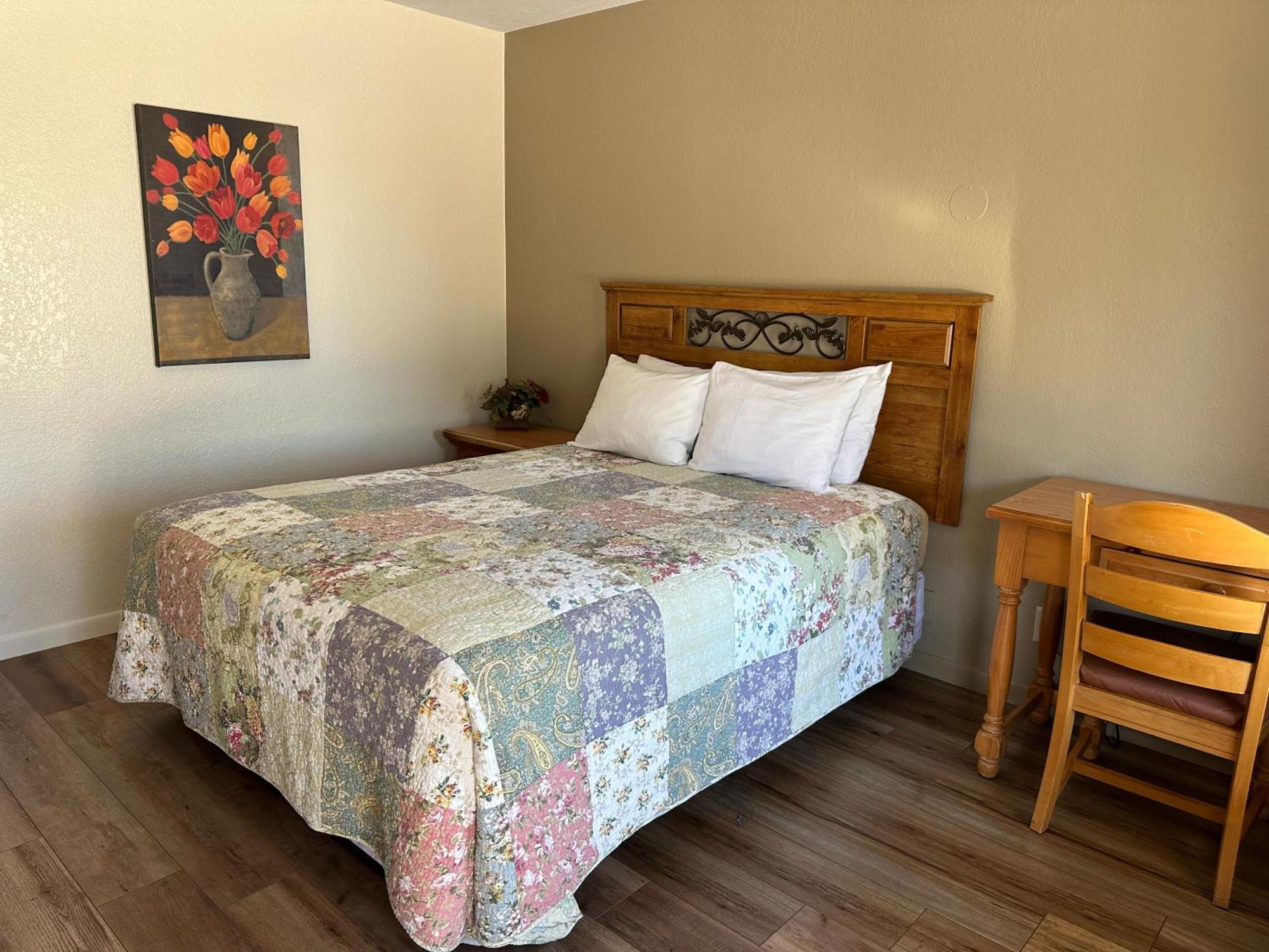 فريدريكسبيرغ Sunset Inn And Suites المظهر الخارجي الصورة