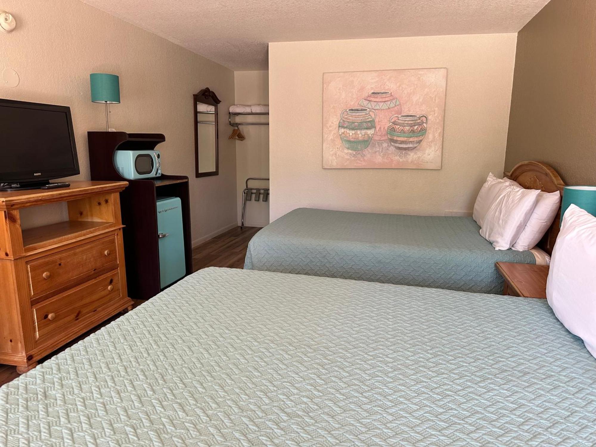 فريدريكسبيرغ Sunset Inn And Suites المظهر الخارجي الصورة