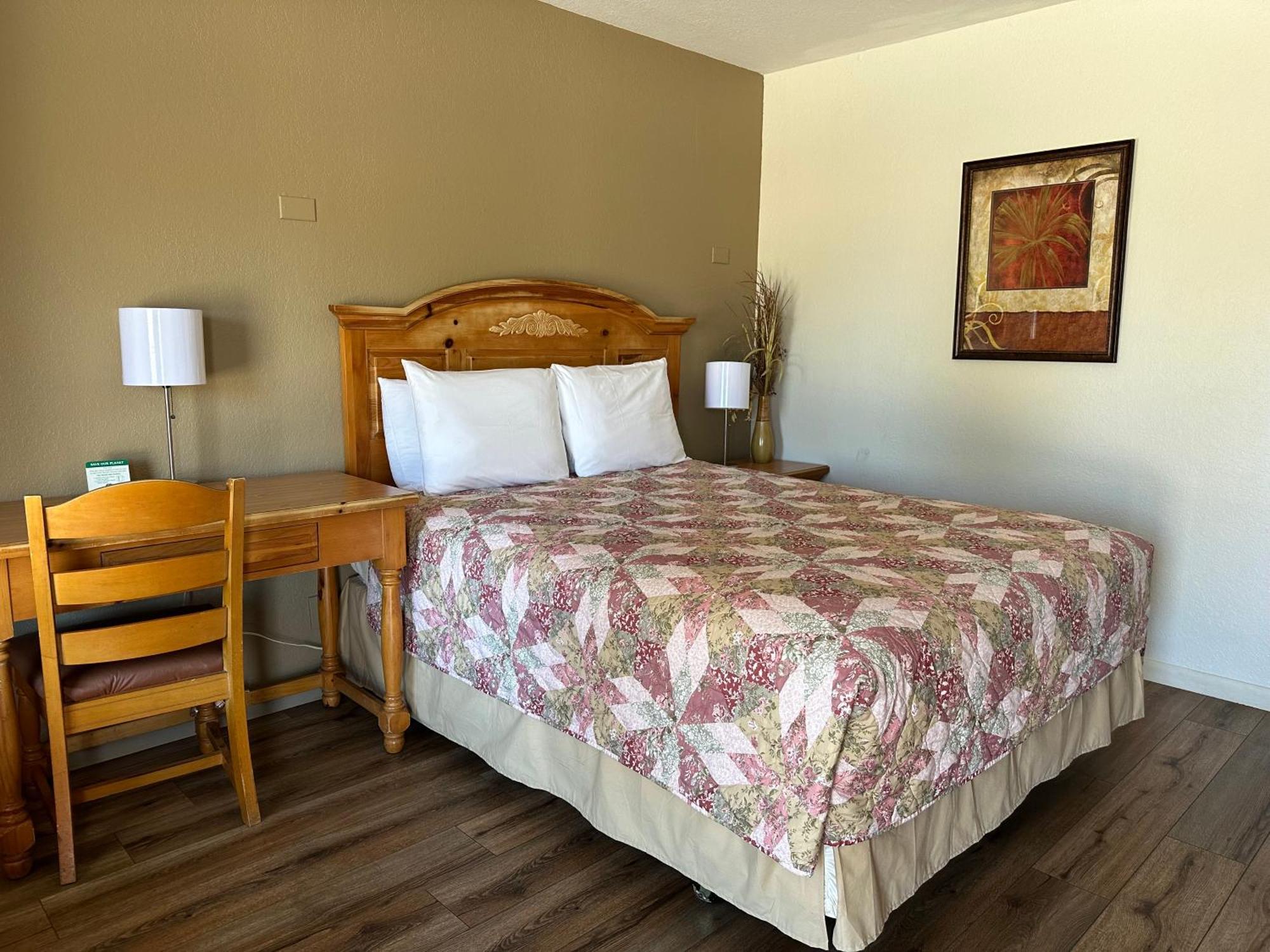 فريدريكسبيرغ Sunset Inn And Suites المظهر الخارجي الصورة