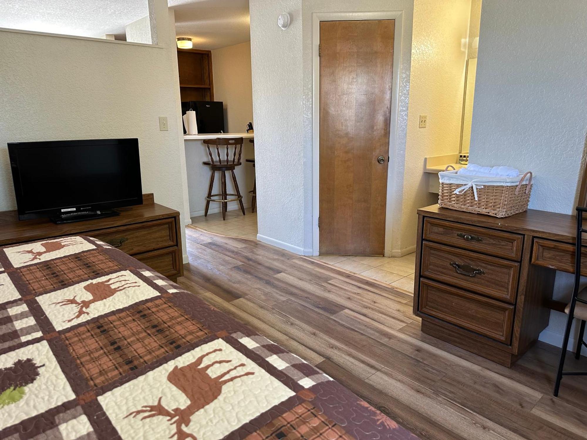 فريدريكسبيرغ Sunset Inn And Suites المظهر الخارجي الصورة
