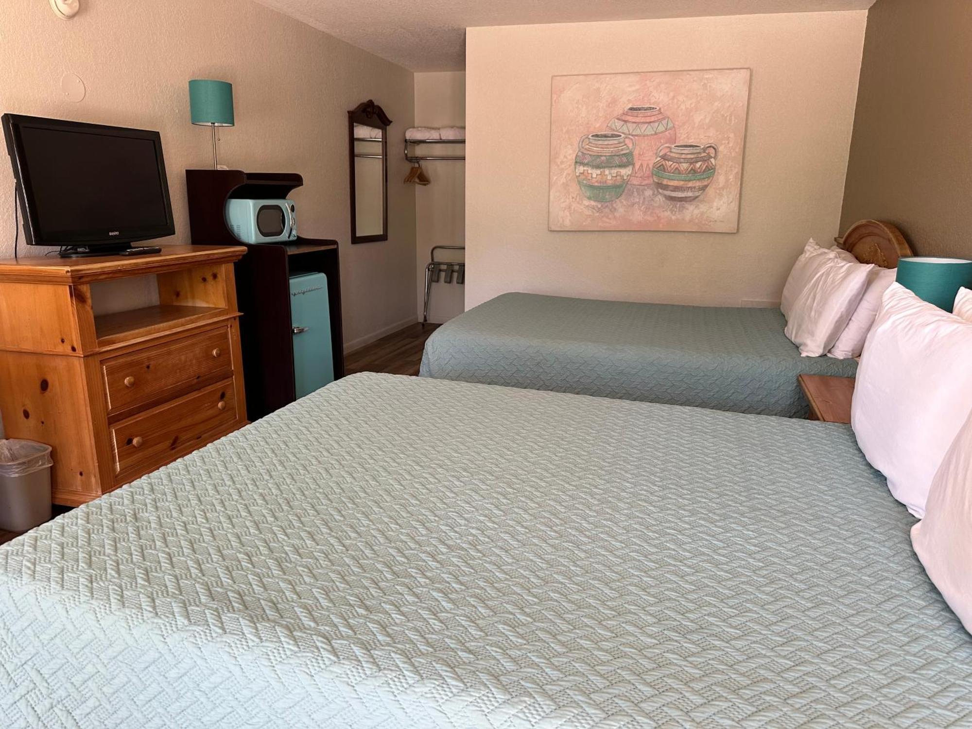 فريدريكسبيرغ Sunset Inn And Suites المظهر الخارجي الصورة